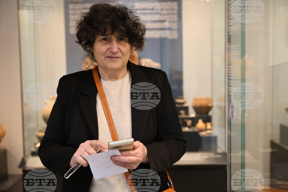 Пловдив - „Жената през хилядолетията“ - изложба . Росица Миткова