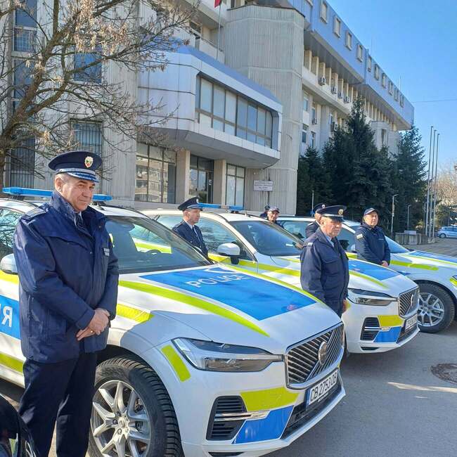 Нови три автомобила вече са част от автопарка на полицията в Търговище