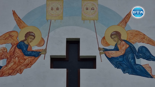 Манастир "Света Богородица - Ястреб" край Ловеч очаква миряните с камбанен звън и нов път