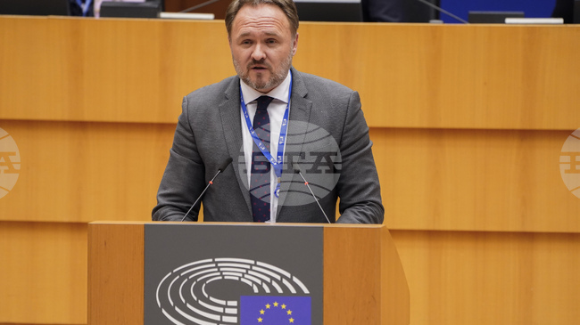 ЕК предлага таксите върху електроенергията да бъдат намалени и да бъдат по-ниски от тези за изкопаемите горива