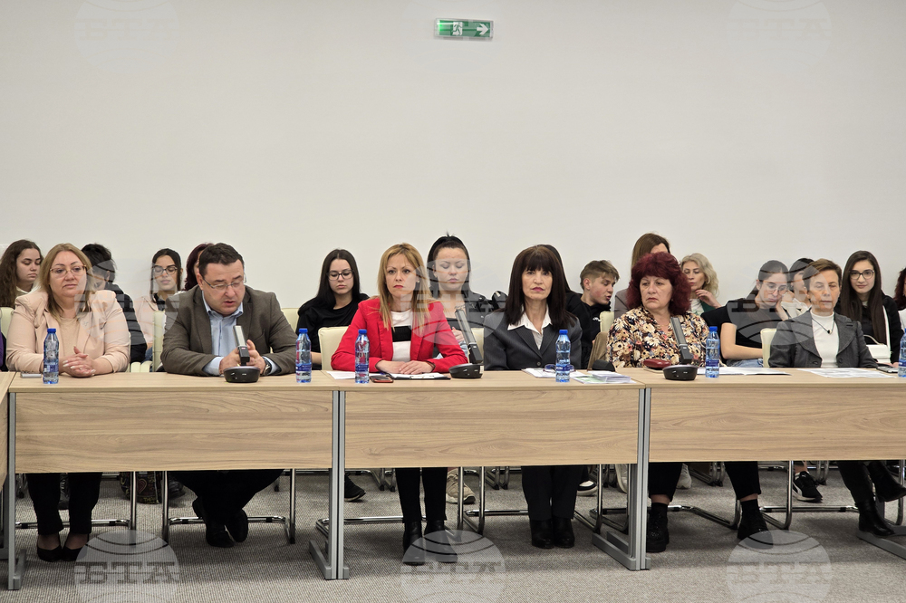 Свищов - приемна - местни институции - младежко развитие