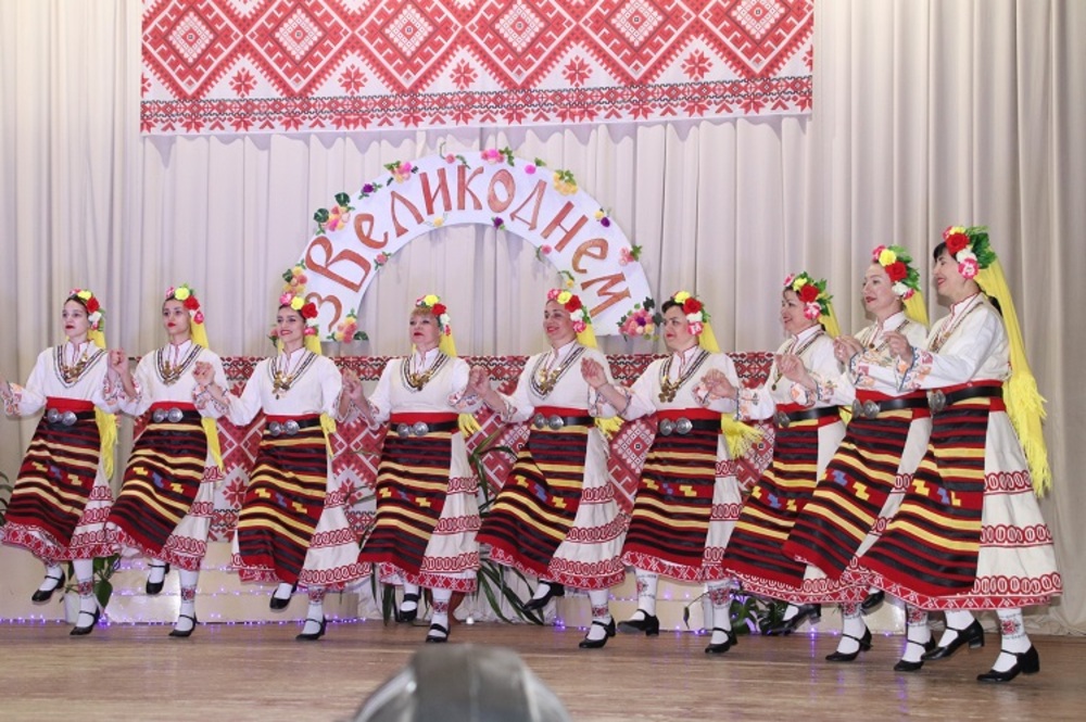 Easter Concert in Bolgrad Raises Funds for Military