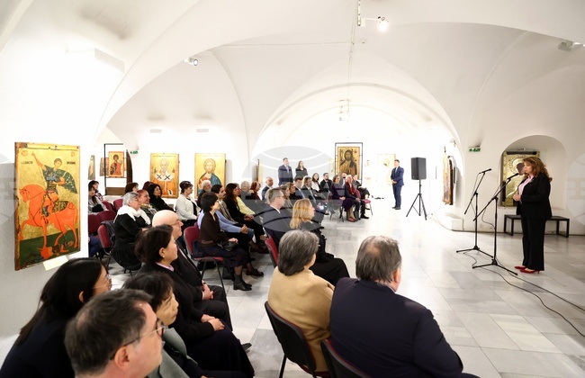 Във времето, в което живеем, имаме нужда от повече духовност, каза президентът Илияна Йотова