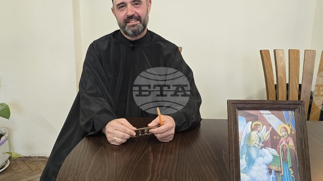 Бог не натрапва спасението, а очаква свободното „да“ на човека, каза отец Андрей Трифонов във Видин