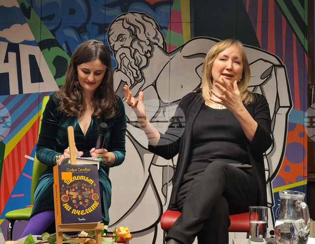 Варна - „Шепотът на пчелите“ - роман - представяне 