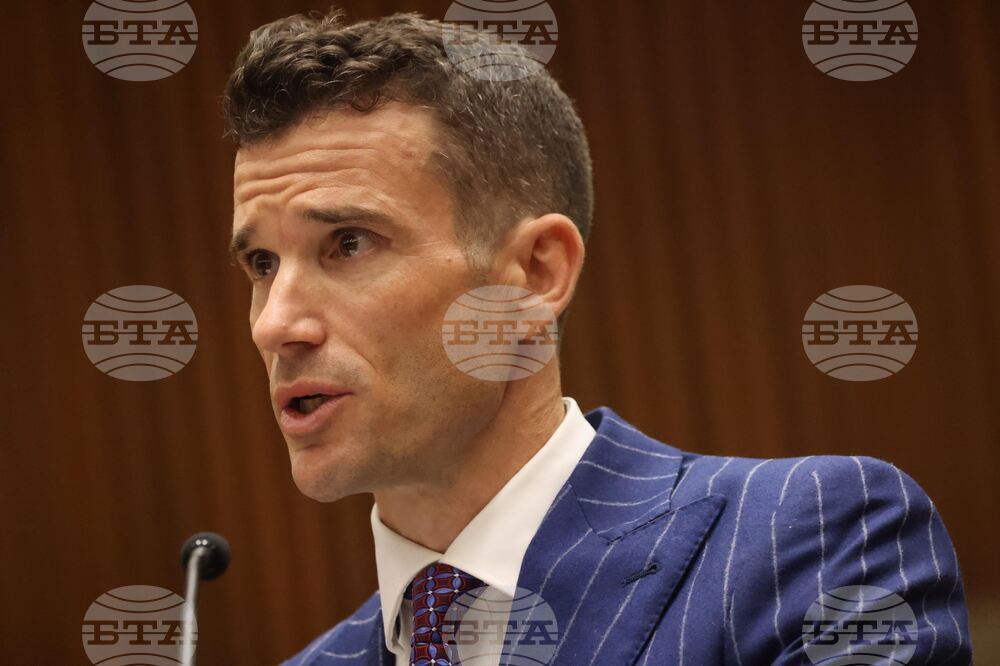 Rihanna Shots Fired House