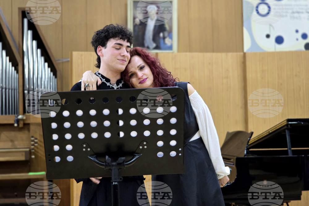 Пловдив - НУМТИ „Добрин Петков“ - концерт на преподавателите