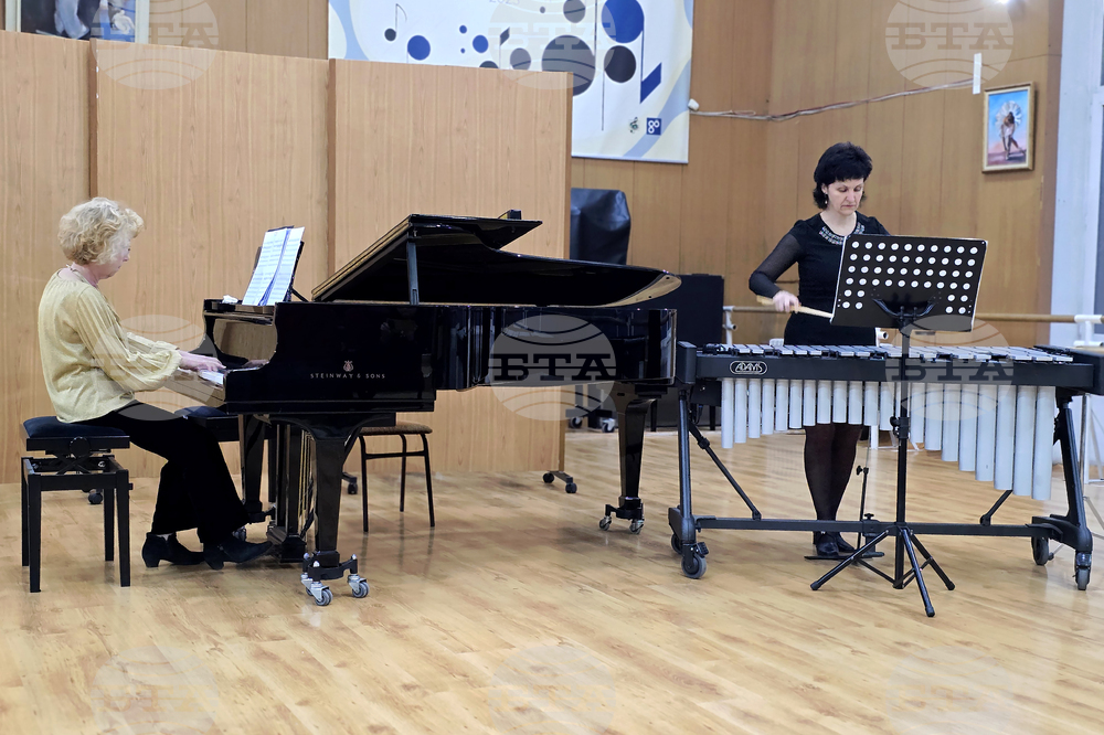 Пловдив - НУМТИ „Добрин Петков“ - концерт на преподавателите