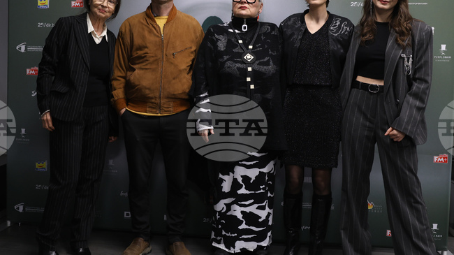 Режисьорът Камен Стоянов за дебютния си филм „Звезда“: Най-важният въпрос е докъде бихме стигнали със съвременното изкуство