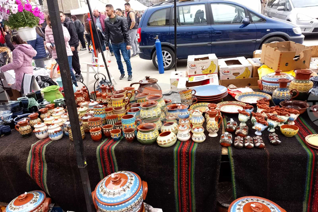 Севлиево - пазар на глинени съдове