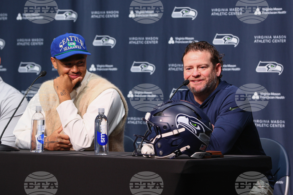 Seahawks Njigba Football