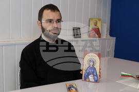 Румъния - отец Кирил Синев - интервю