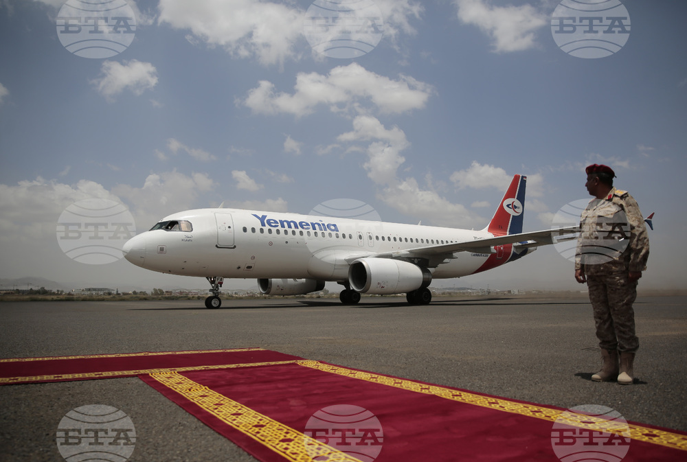 Въздушното пространство на Йемен бе затворено за кратко поради напрежение в южната част на страната, заяви правителствен представител