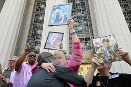 APTOPIX Social Media Kids Trial