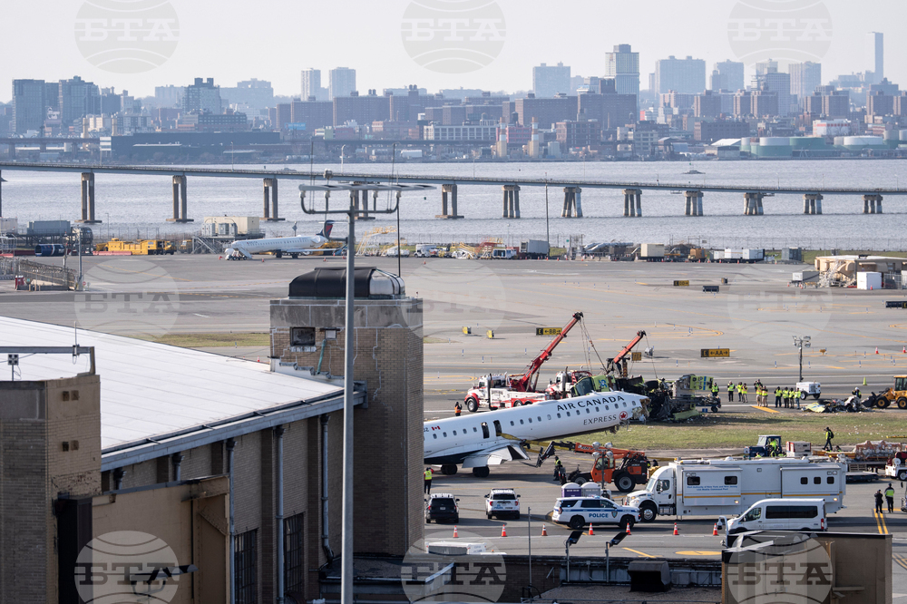 NY LaGuardia Crash