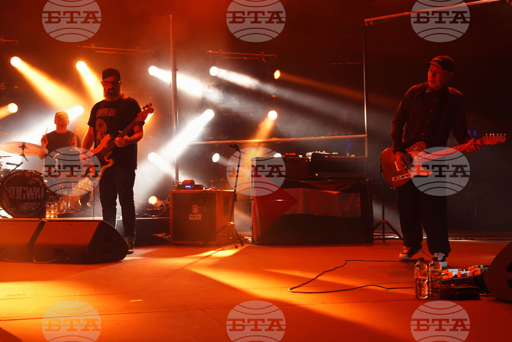 Britain Teenage Cancer Trust