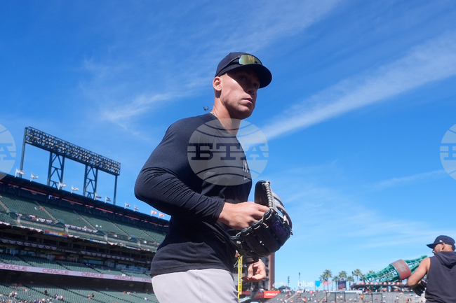 Yankees Giants Baseball