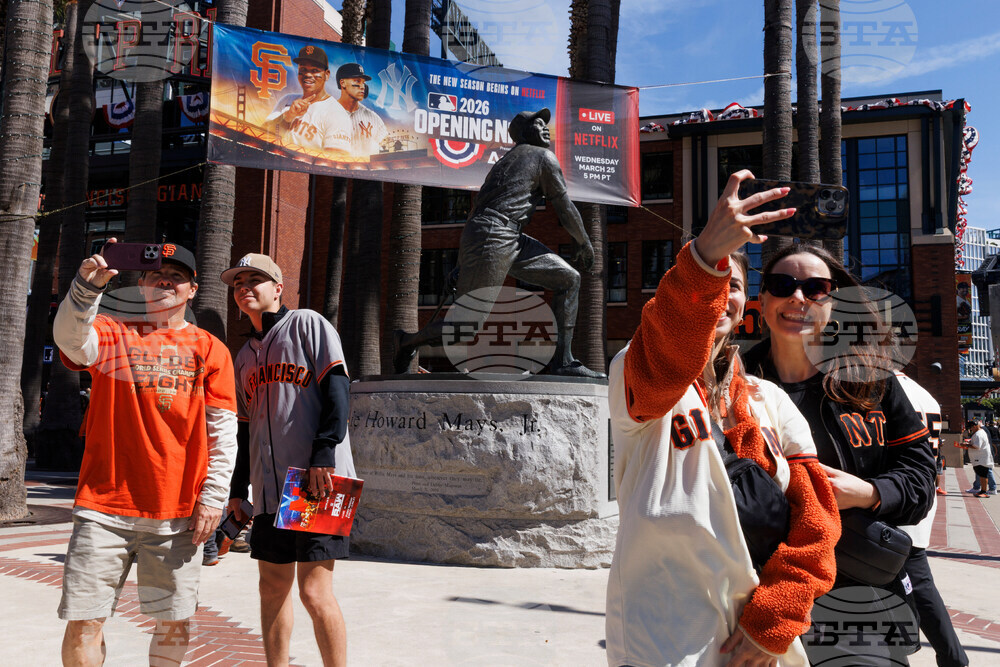 Yankees Giants Baseball