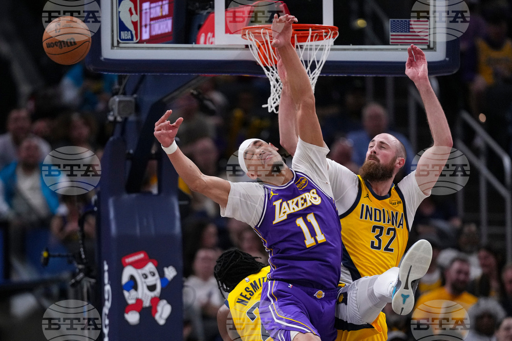 Lakers Pacers Basketball