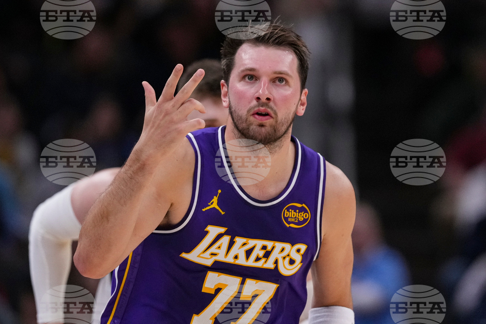 Lakers Pacers Basketball