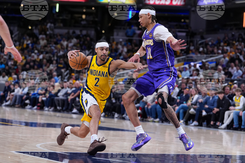 Lakers Pacers Basketball