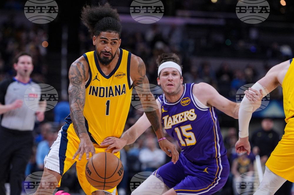 Lakers Pacers Basketball