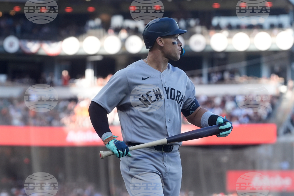 Yankees Giants Baseball