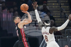 Heat Cavaliers Basketball