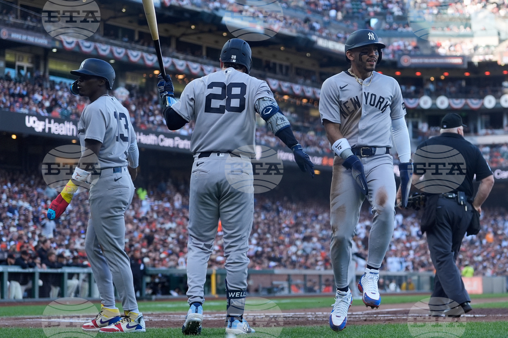 Yankees Giants Baseball