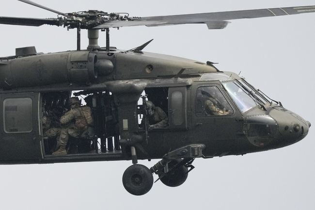 ХИНА: Продибиването на осем хеликоптера UH-60M Black Hawk е ключов момент за хърватските въоръжени сили, заяви министърът на отбраната