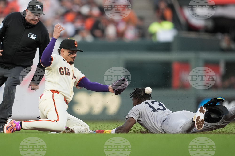 Yankees Giants Baseball