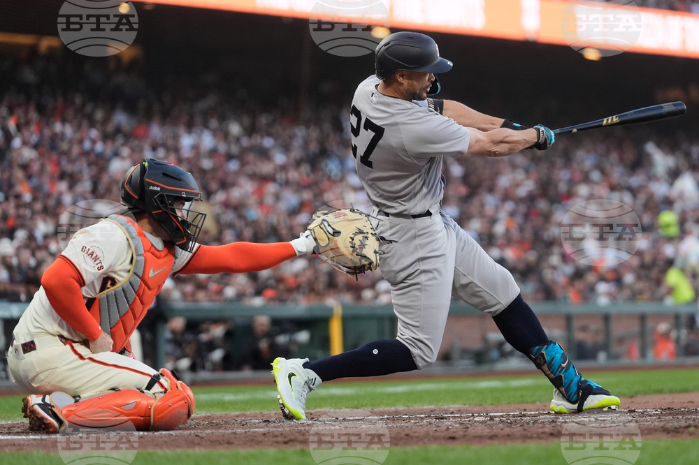 Yankees Giants Baseball