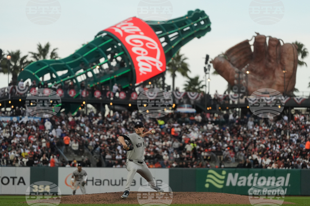 Yankees Giants Baseball
