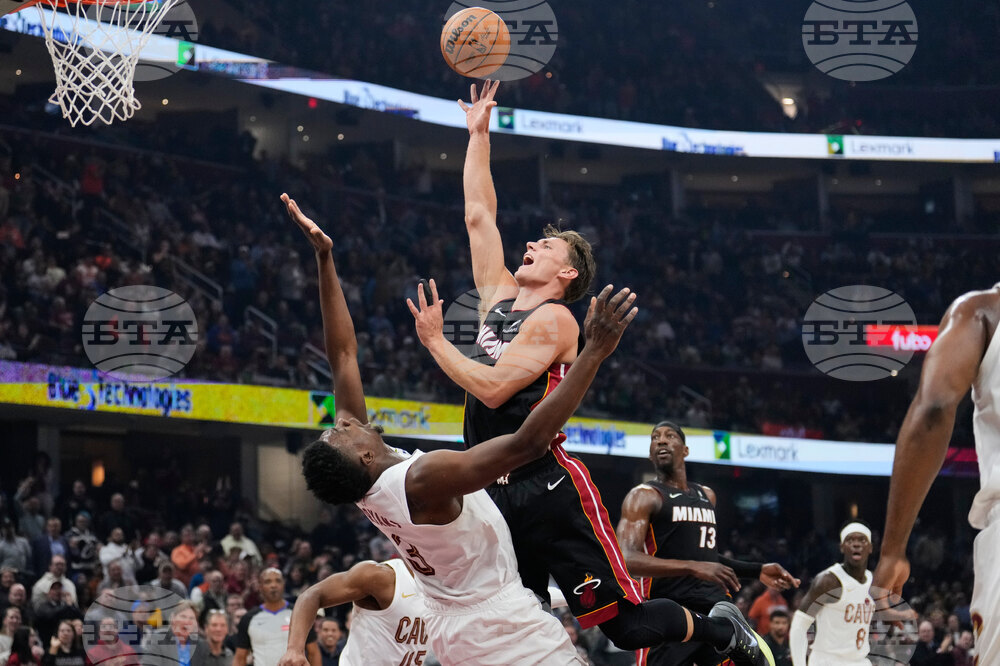 Heat Cavaliers Basketball