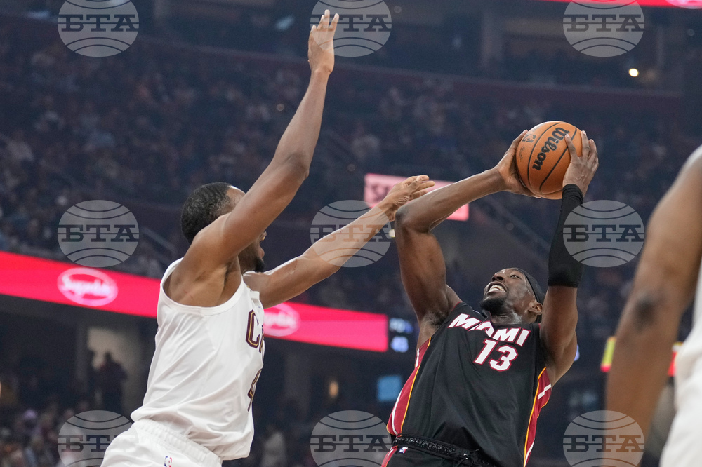 Heat Cavaliers Basketball