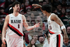 Bucks Trail Blazers Basketball