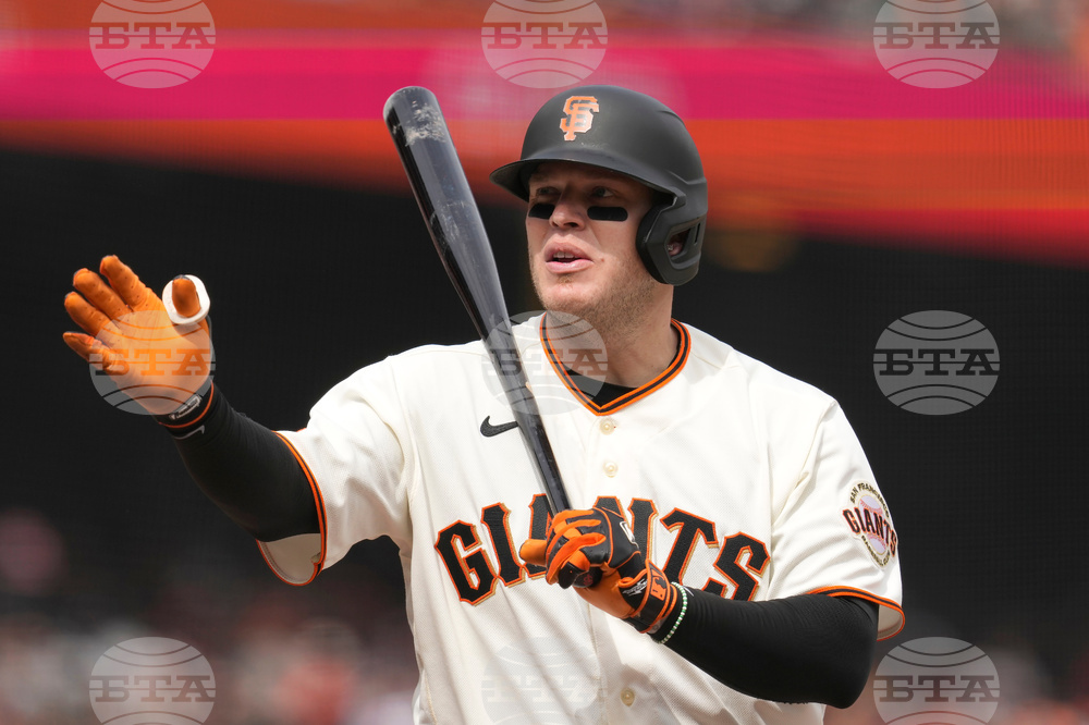 Baseball Perez Retires