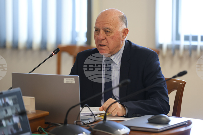 Предвижда се Пленумът на ВСС да обсъди на извънредно заседание искането на народни представители за освобождаване на Йордан Стоев като член на съвета