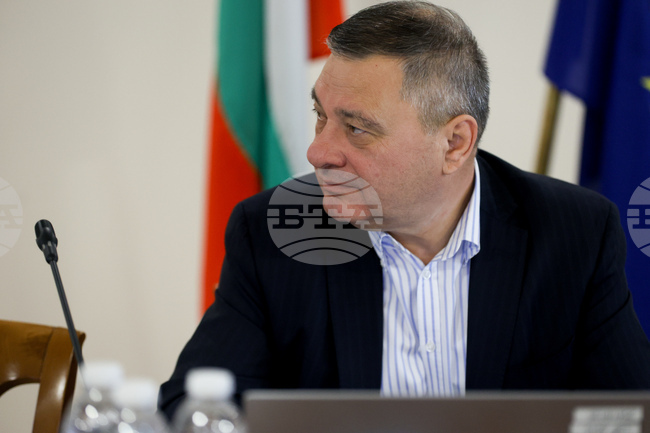 Дисциплинарното производство срещу Сарафов ще бъде разгледано евентуално следващата седмица, каза Стефан Петров от Прокурорската колегия на ВСС