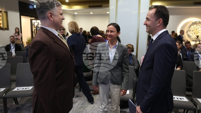 САЩ са отворени за бизнес, каза временно управляващият посолството на САЩ в София Мартин МакДауъл на международен форум