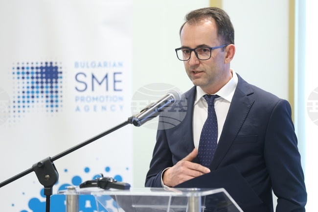 Икономическото сътрудничество със САЩ е от голямо стратегическо значение за България, каза зам.-министърът на икономиката Красимир Пиперков на форум