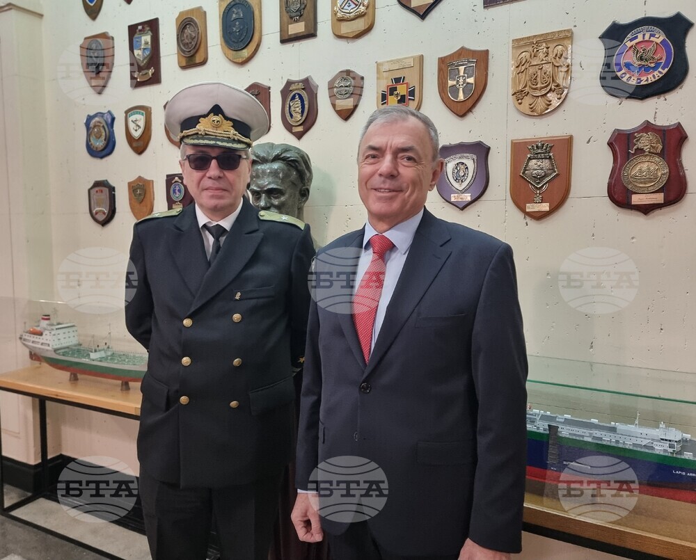 Варна - Военноморско училище - министър Игнатов