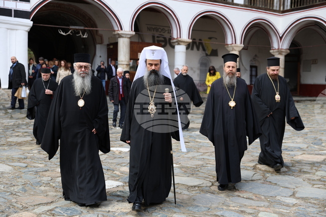 Православната ни църква благославя всяка инициатива за популяризиране на българската и славянска книжовност, каза патриарх Даниил в Рилския манастир