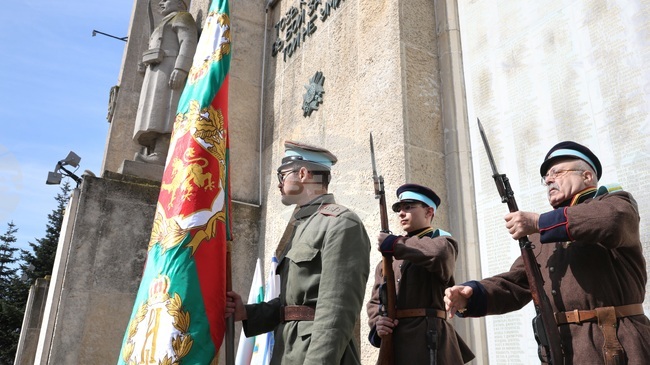 Във Варна почетоха Деня на Тракия и 113-годишнината от Одринската епопея