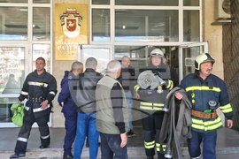 Разград - пожар - покрив - Община