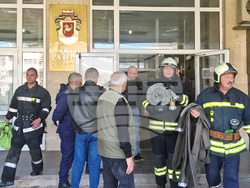 Разград - пожар - покрив - Община