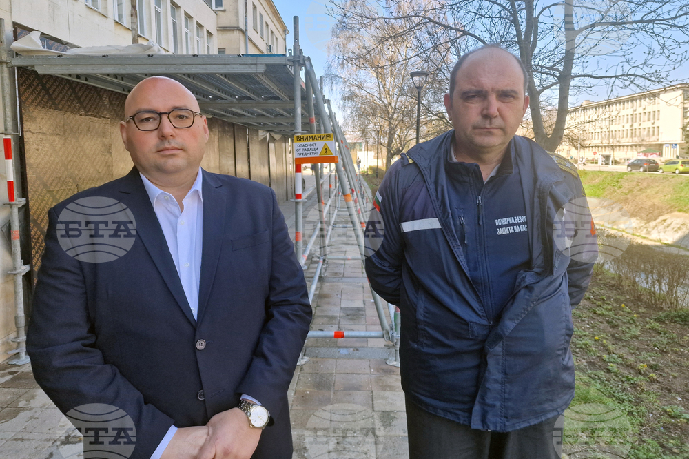 Разград - пожар - покрив - Община