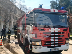 Разград - пожар - покрив - Община