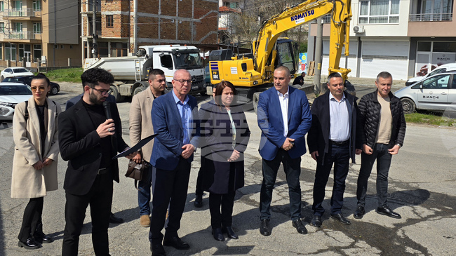 Със символична първа копка в Кърджали започна ремонтът на пет улици в града