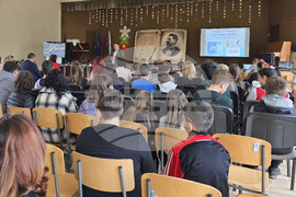 Свищов - средно училище „Цветан Радославов“ - STEM урок